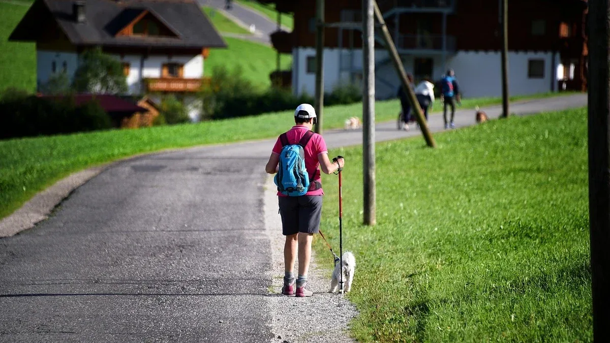 Nordic Walking con un compagno: come sincronizzare senza forzarsi